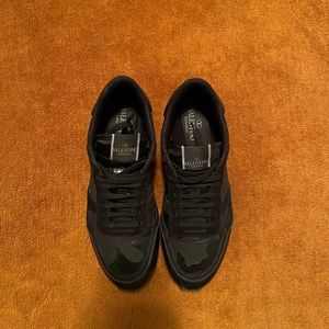 Valentino rock runners size 11 good condition